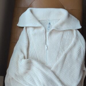 Lou & Grey Cream Turtleneck Sweater